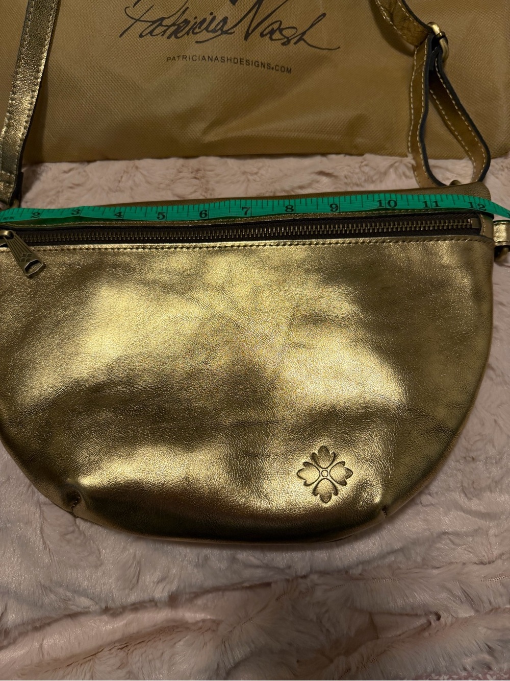 Patricia Nash Metallic Gold Crossbody/Belt Bag - Picture 2 of 7